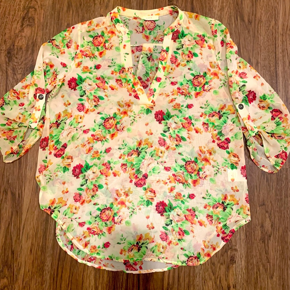 Lush polyester button tab tunic